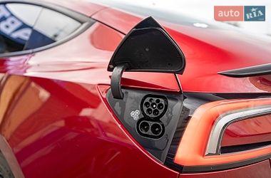 Седан Tesla Model 3 2024 в Киеве