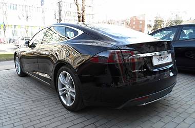 Седан Tesla Model S 2014 в Харькове