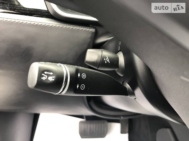 Седан Tesla Model S 2018 в Одесі