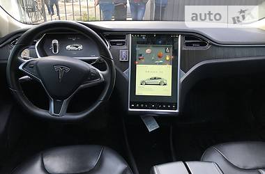 Седан Tesla Model S 2013 в Миколаєві