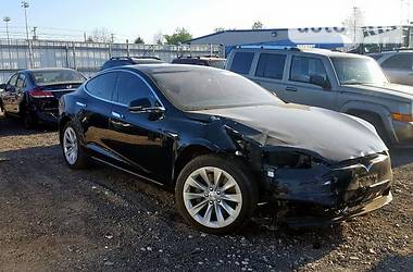 Хетчбек Tesla Model S 2016 в Києві