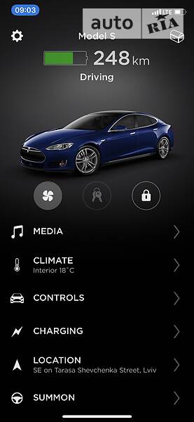 Ліфтбек Tesla Model S 2015 в Львові