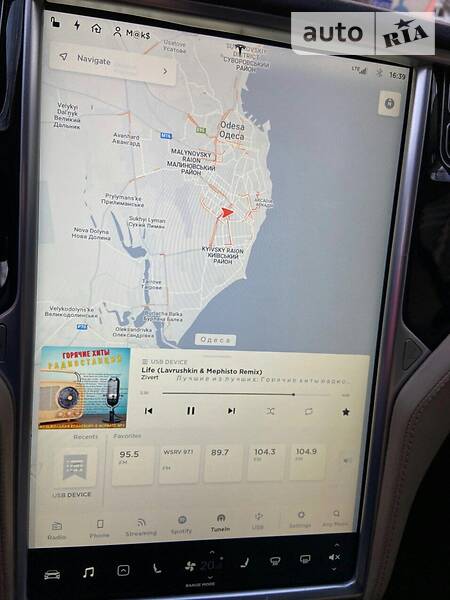 Ліфтбек Tesla Model S 2016 в Одесі