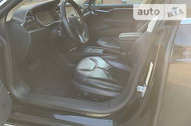 Хетчбек Tesla Model S 2014 в 