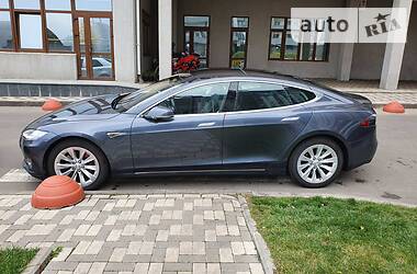 Хэтчбек Tesla Model S 2014 в Киеве