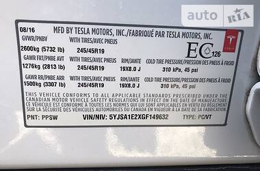 Хетчбек Tesla Model S 2016 в 