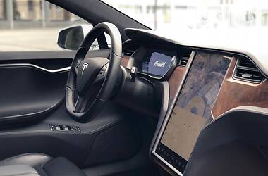 Ліфтбек Tesla Model S 2018 в Києві