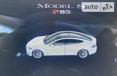 Хэтчбек Tesla Model S 2013 в Луцке