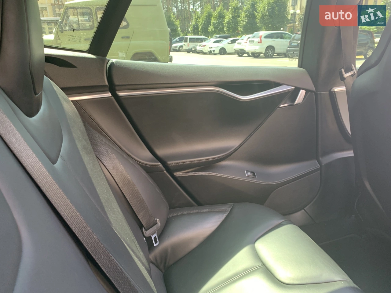 2015 Tesla Model S - мініатюра 24
