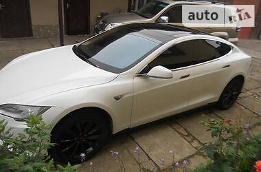 Лифтбек Tesla Model S 2013 в Бориславе