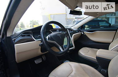 Лифтбек Tesla Model S 2013 в Харькове