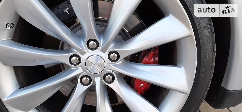 Хэтчбек Tesla Model S 2013 в Одессе