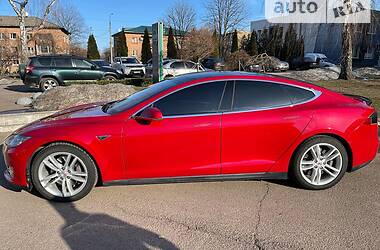 Хэтчбек Tesla Model S 2014 в Черкассах