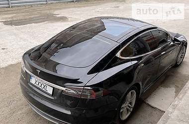 Хетчбек Tesla Model S 2013 в Києві