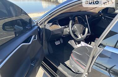 Седан Tesla Model S 2013 в Киеве