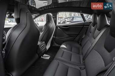 Лифтбек Tesla Model S 2018 в 