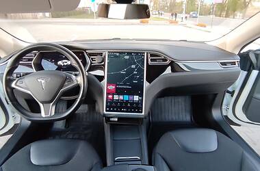 Лифтбек Tesla Model S 2014 в Киеве