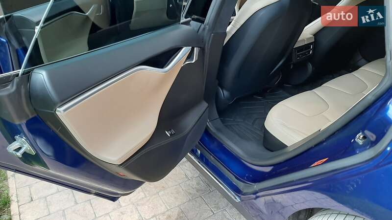 Лифтбек Tesla Model S 2015 в Одессе фото 6 Лифтбек Tesla Model S 2015 в Одессе
