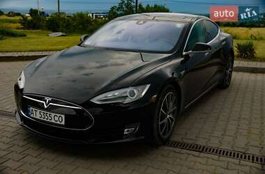 Хэтчбек Tesla Model S 2015 в Коломые