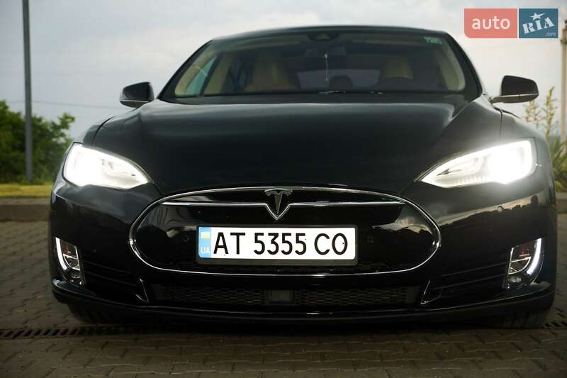 Хетчбек Tesla Model S 2015 в Коломиї