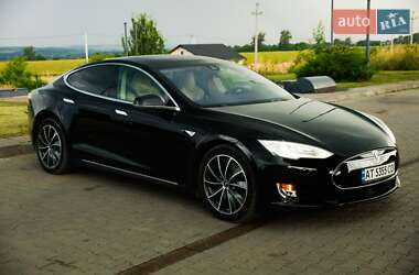 Хетчбек Tesla Model S 2015 в Коломиї