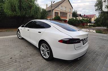 Лифтбек Tesla Model S 2014 в Харькове