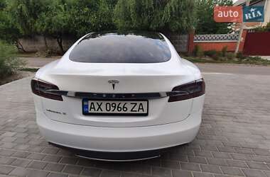 Лифтбек Tesla Model S 2014 в Харькове фото 5 Лифтбек Tesla Model S 2014 в Харькове