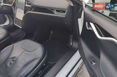Лифтбек Tesla Model S 2014 в Харькове фото 20 Лифтбек Tesla Model S 2014 в Харькове