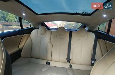 Лифтбек Tesla Model S 2014 в Киеве