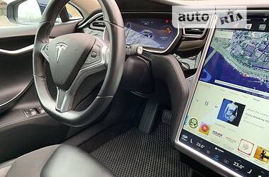 Хэтчбек Tesla Model S 2015 в Днепре