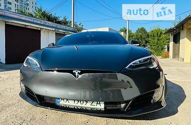 Лифтбек Tesla Model S 2016 в Харькове