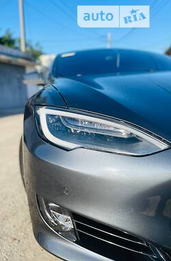 Лифтбек Tesla Model S 2016 в Харькове