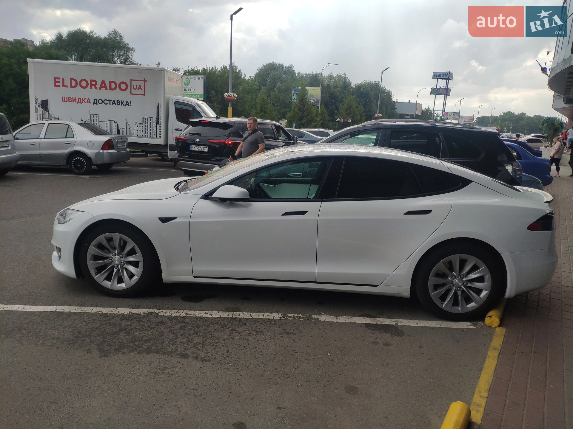 2017 Tesla Model S - мініатюра 2
