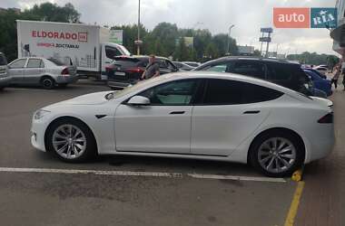 Лифтбек Tesla Model S 2017 в 
