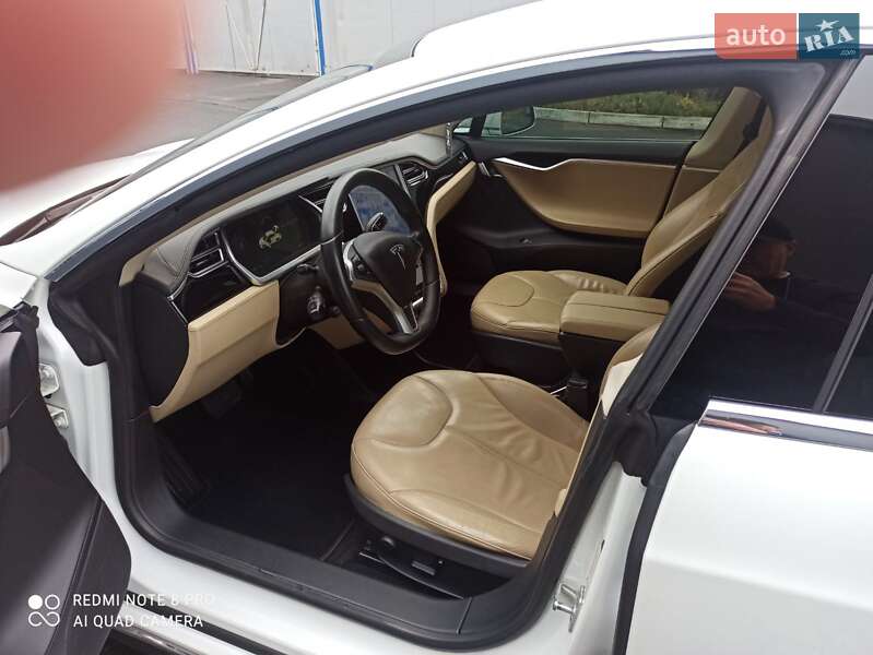 Лифтбек Tesla Model S 2013 в Хмельницком