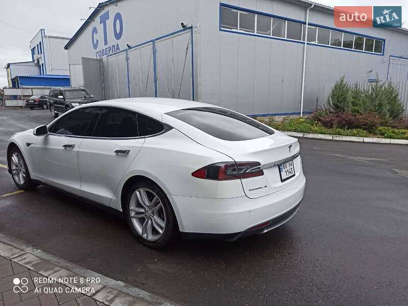 Лифтбек Tesla Model S 2013 в Хмельницком