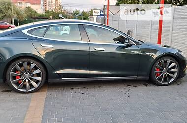 Седан Tesla Model S 2014 в Одессе