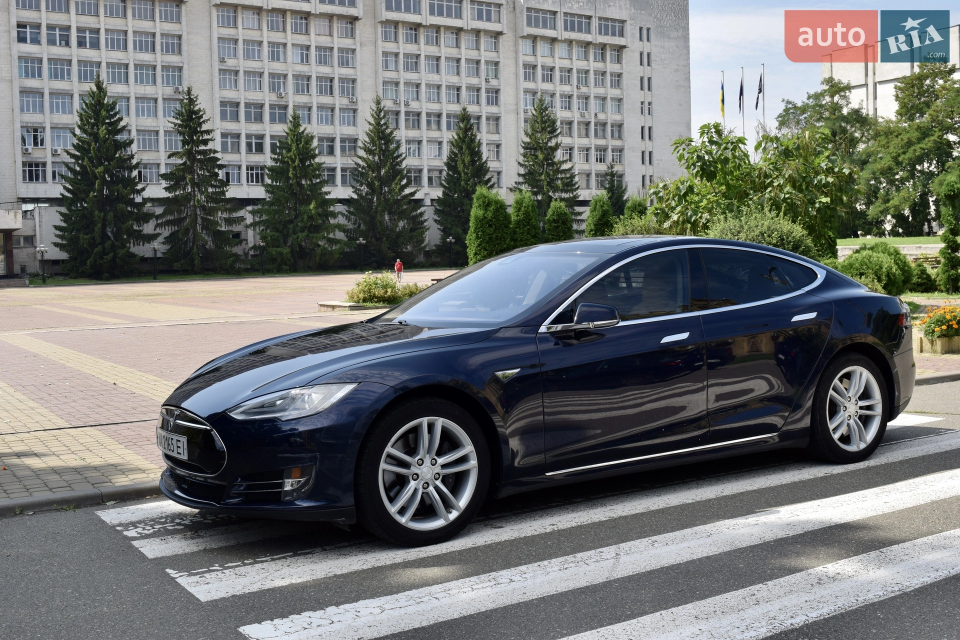 2015 Tesla Model S - мініатюра 9