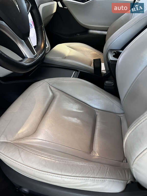 Седан Tesla Model S 2016 в Киеве фото 5 Седан Tesla Model S 2016 в Киеве