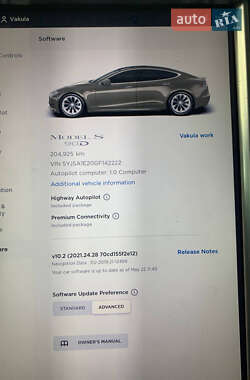 Седан Tesla Model S 2016 в Києві