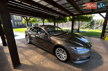 Седан Tesla Model S 2016 в Киеве фото 16 Седан Tesla Model S 2016 в Киеве