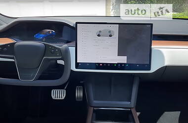 Лифтбек Tesla Model S 2022 в 
