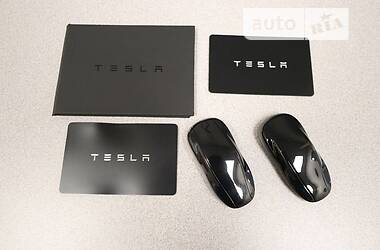 Лифтбек Tesla Model S 2022 в 