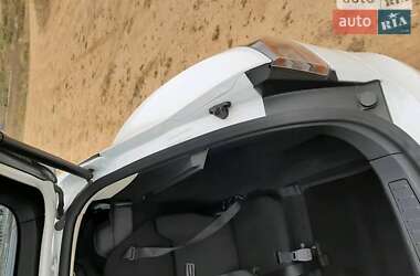 Седан Tesla Model S 2014 в Тячеві фото 10 Седан Tesla Model S 2014 в Тячеві