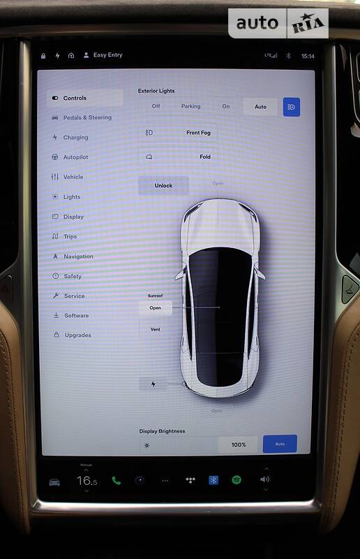 Ліфтбек Tesla Model S 2015 в Києві