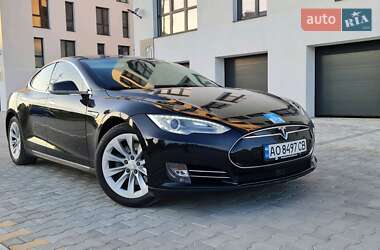 Лифтбек Tesla Model S 2014 в Львове