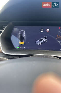 Седан Tesla Model S 2018 в Луцке