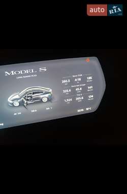 Ліфтбек Tesla Model S 2019 в Харкові