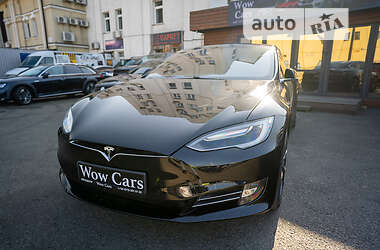 Ліфтбек Tesla Model S 2017 в Києві