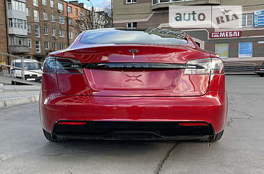 Лифтбек Tesla Model S 2021 в 